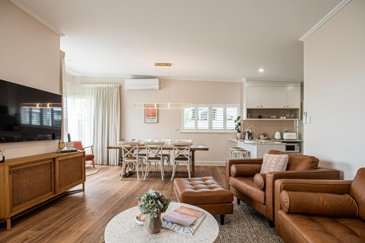 Villa Coltrane House -Luxury Getaway à Mount Gambier Extérieur photo